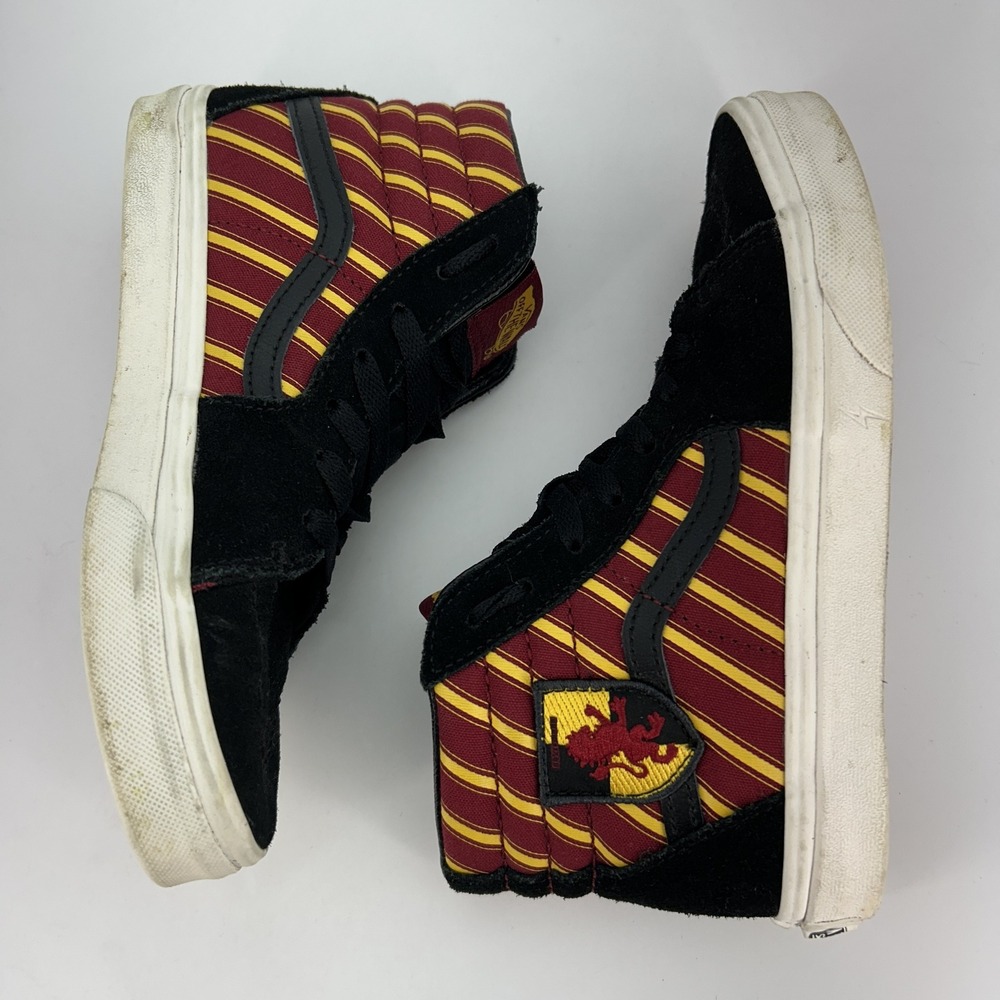 Vans Youth 3.5 Harry Potter Gryffindor Sk8-Hi Limited Edition Shoes - Picture 6 of 15